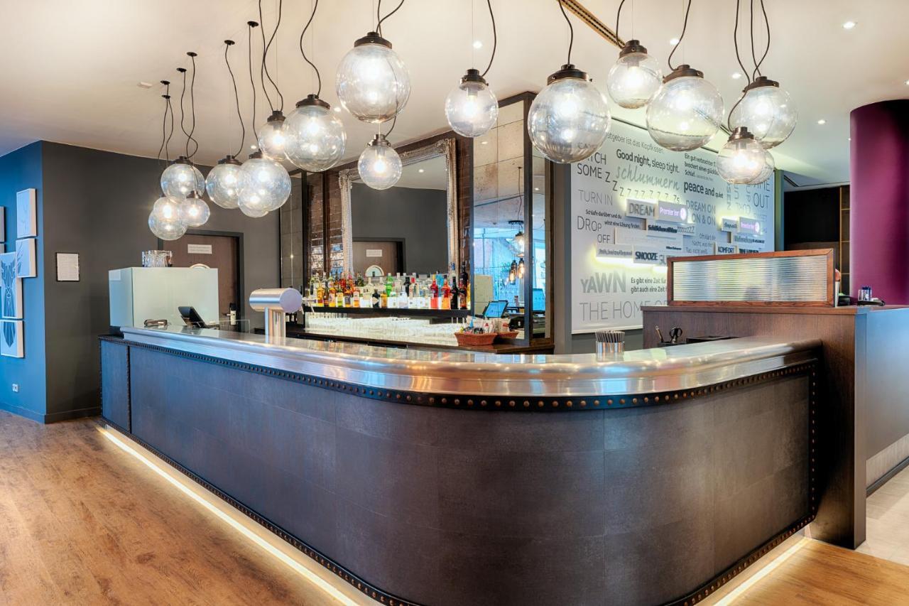 Premier Inn Stuttgart Bad Cannstatt ภายนอก รูปภาพ